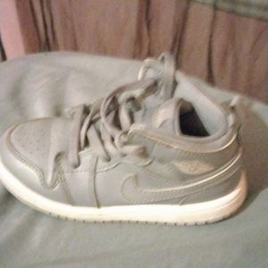 Jordan 1 cool grey size 9c